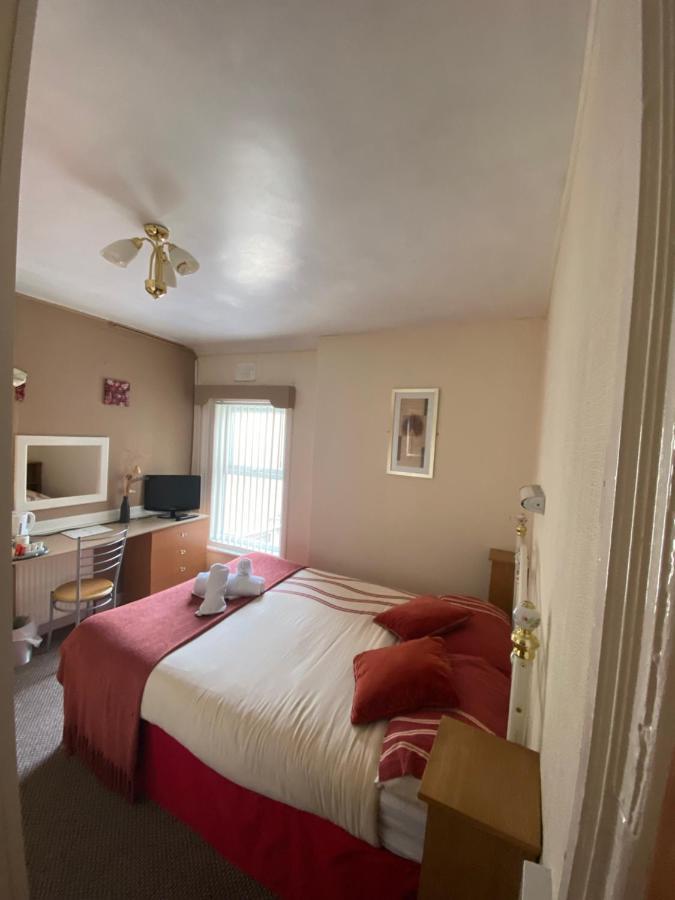 White Moon Hotel Blackpool Bagian luar foto