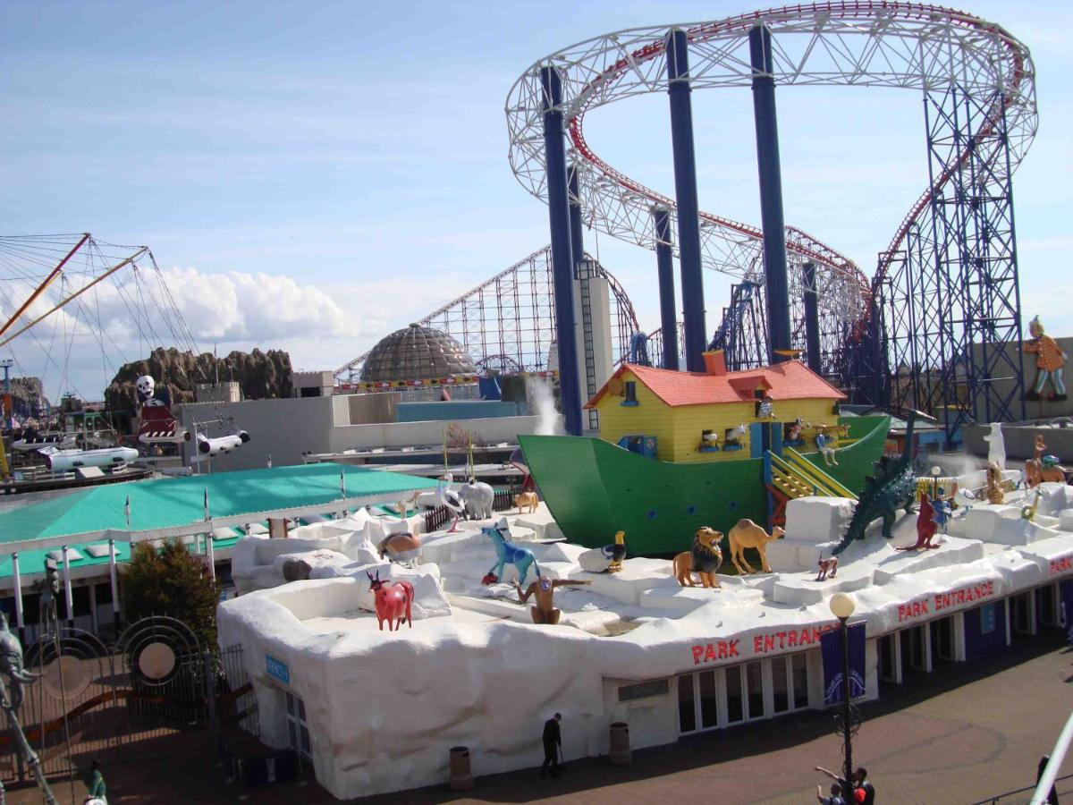 White Moon Hotel Blackpool Bagian luar foto