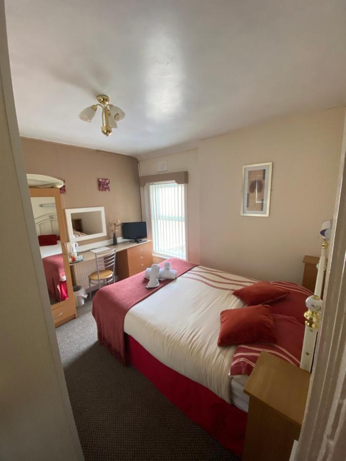 White Moon Hotel Blackpool Bagian luar foto