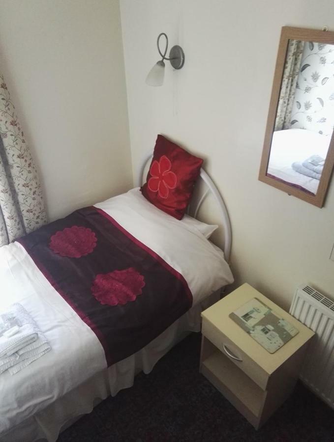 White Moon Hotel Blackpool Bagian luar foto