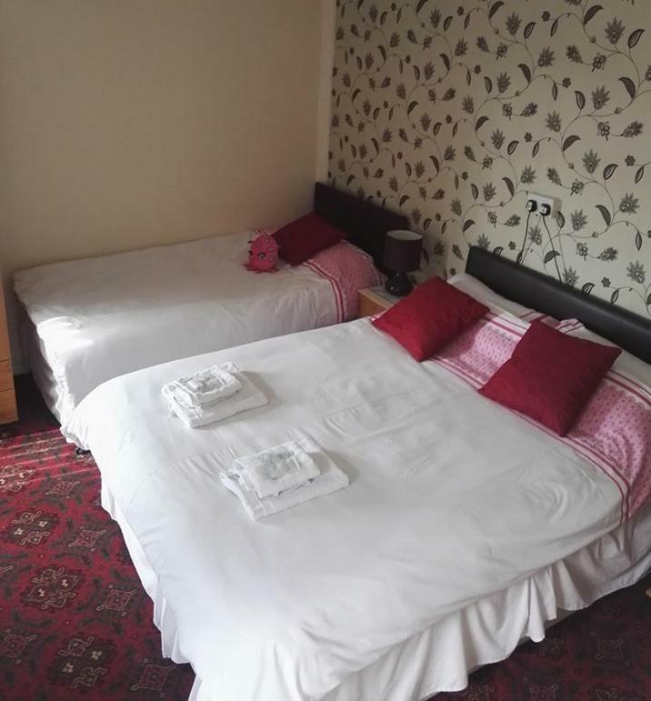 White Moon Hotel Blackpool Bagian luar foto